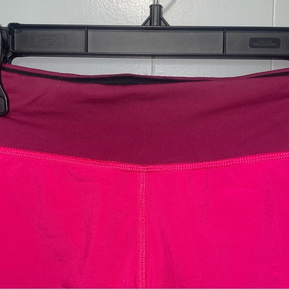 Lululemon Run: Speed Up Short *4-way Stretch Jewelled Magenta / Dashing Purple 6 - Picture 4 of 9